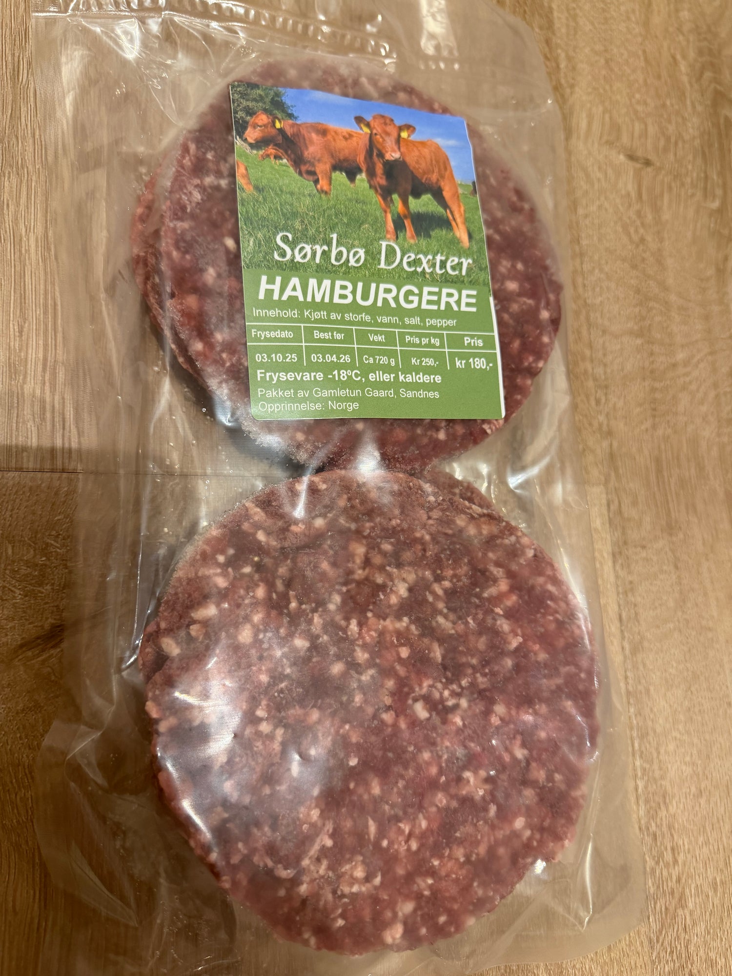 Hamburger 180kr/stk